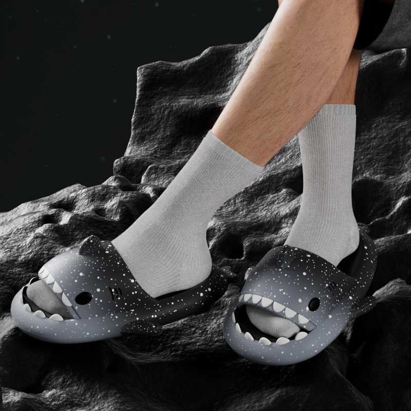 Cute Cartoon Shark Slippers Fo - Men'S Shoes To Women'S recension och pris